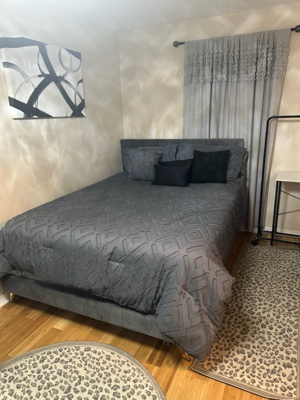 Eleanor Middleton bed.jpg